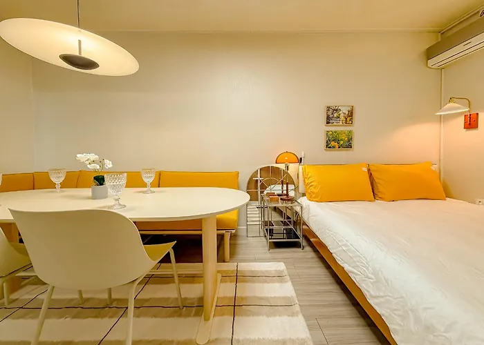 Cheongnyangni Station, Near Hongdae, Itaewon, Tower30분 Apartment Seoul
